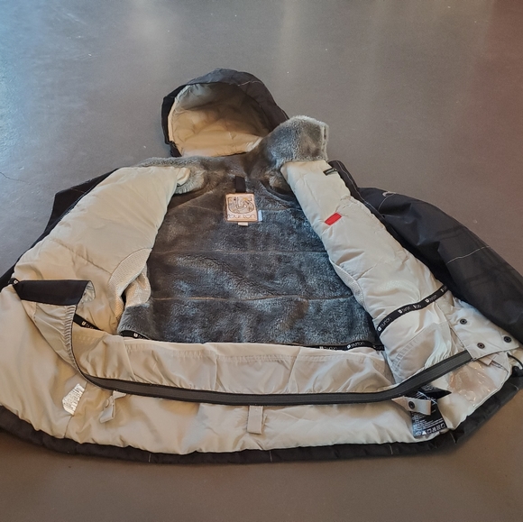 BURTON ski jacket w removable hood - Picture 3 of 16